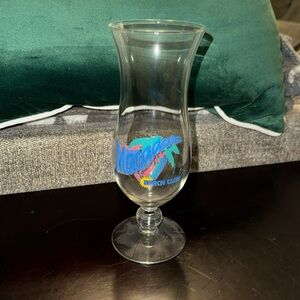 Macado’s Beach Club Hurricane Glass